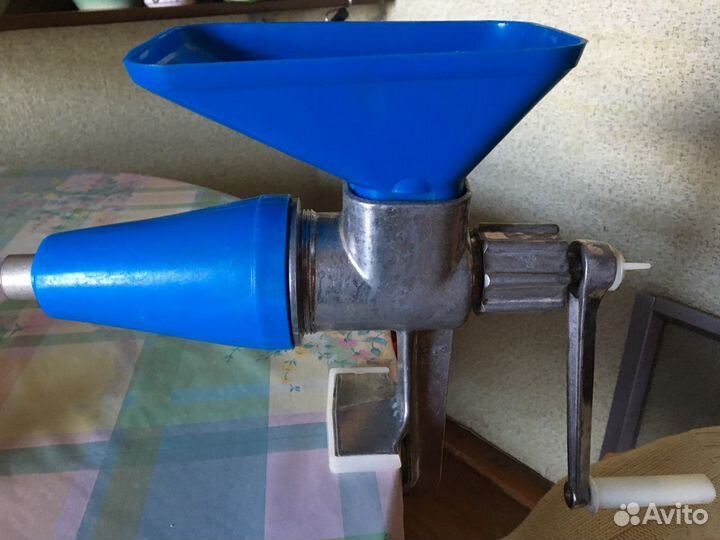 Соковыжималка механическая