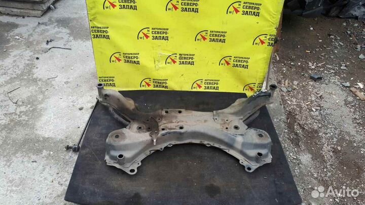 Toyota corolla 180 Балка под двс