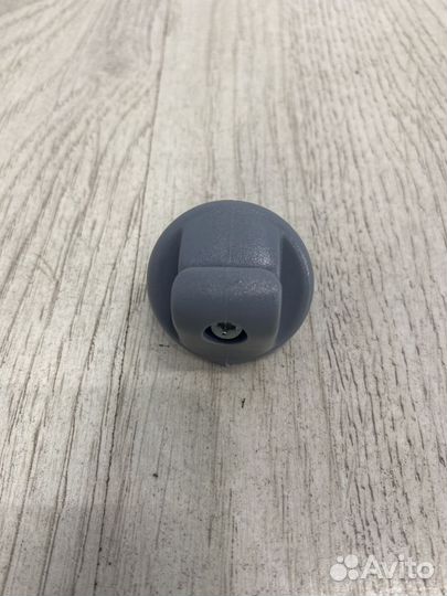 Крепление солнцезащитного козырька крючок renault logan