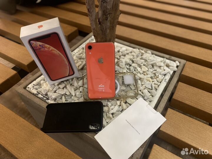 iPhone Xr, 64 ГБ