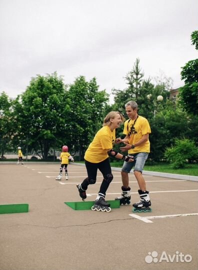 Тренер инструктор по катанию на роликах