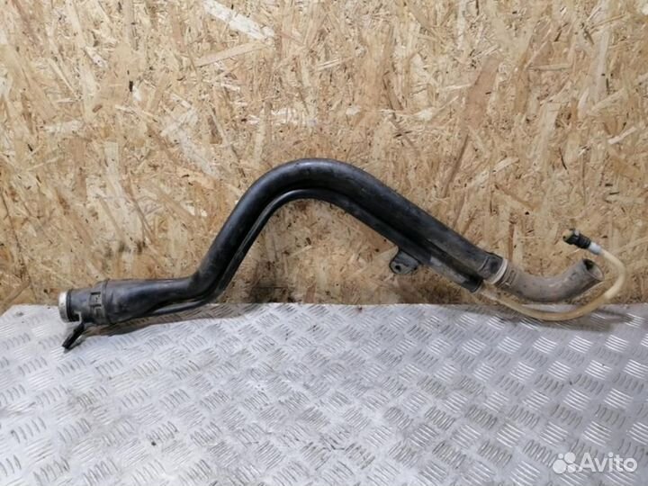 Горловина топливного бака Volkswagen Amarok 2010+