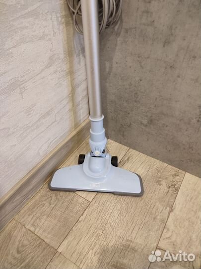 Вертикальный пылесос kitfort