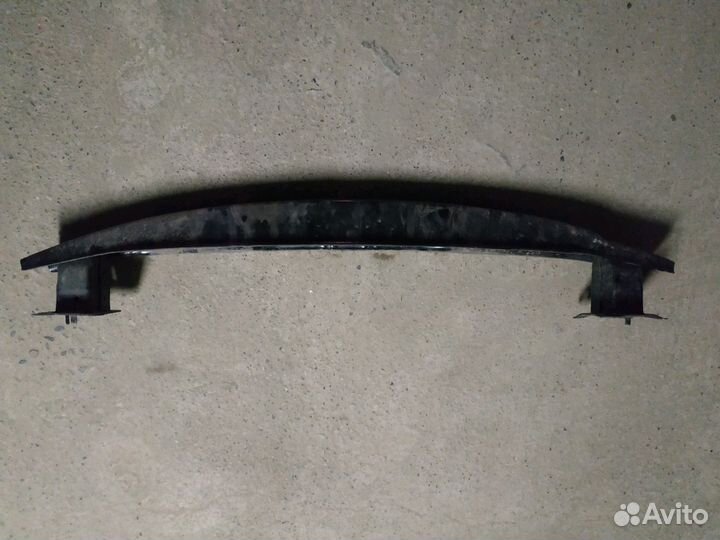 Усилитель заднего бампера Тигуан