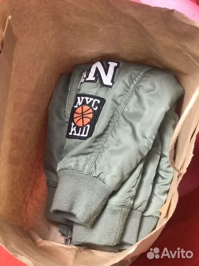 Куртка бомбер