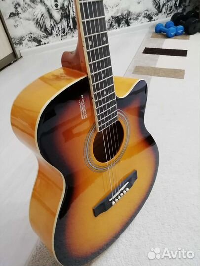 Акустическая гитара