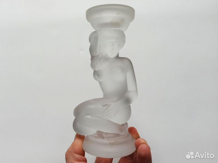 Подсвечник матовое стекло девушка Ева