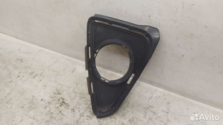 Накладка птф передняя правая Toyota Rav4 XA40