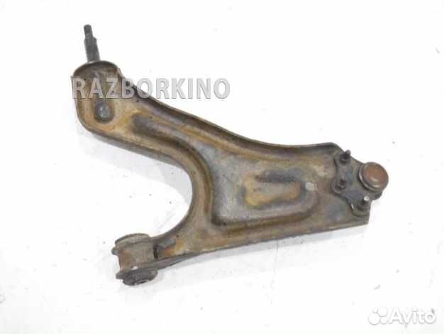 Рычаг передний правый нижний