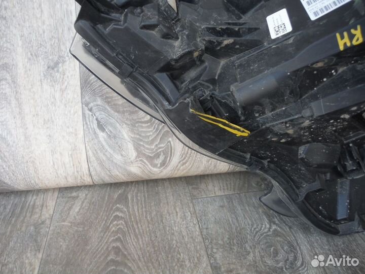 Фара правая №10 Renault Arkana 2019