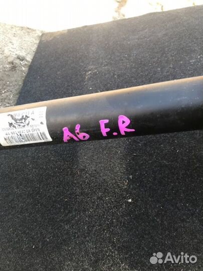 Стойка подвески передняя правая Audi A6