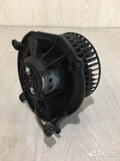 Мотор печки Mercedes Benz E300 W211 M272.943 2008