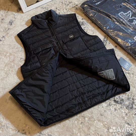 Жилет Peaceful Hooligan новый S