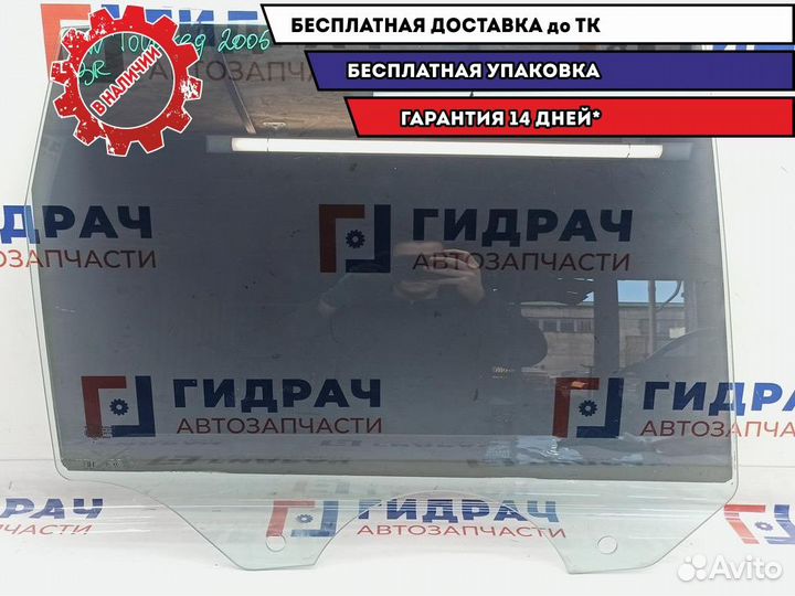 Стекло двери задней правой Volkswagen Touareg 7L08