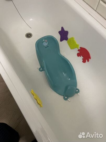 Детская ванночка для купания с гамаком и горкой