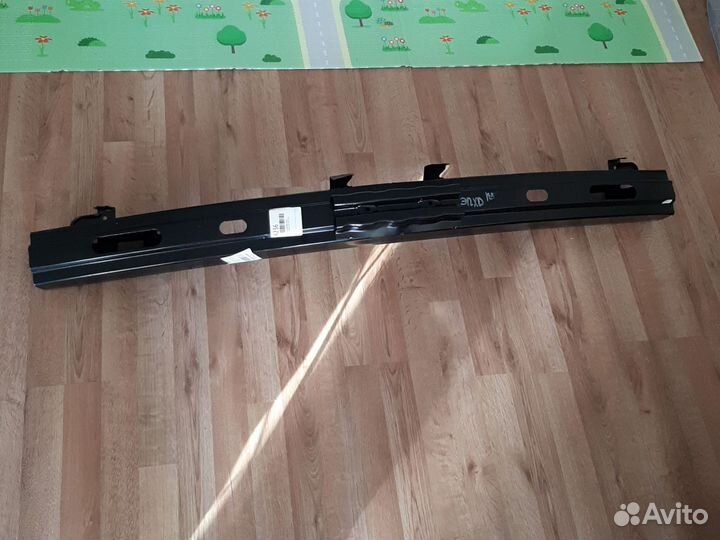 Усилитель переднего бампера Hyundai Elantra XD