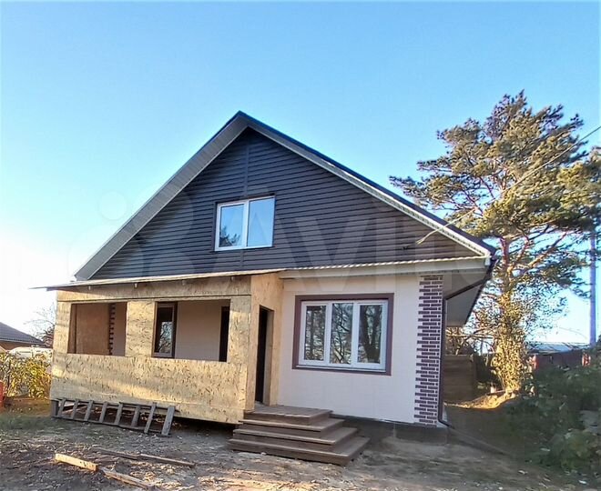 Дом 106 м² на участке 4,5 сот.