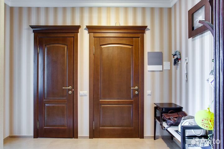 Двери межкомнатные из массива сосны