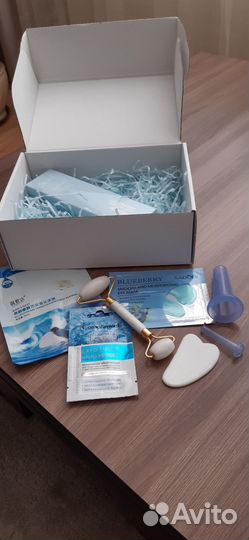 Подарочный набор для женщин уход за лицом