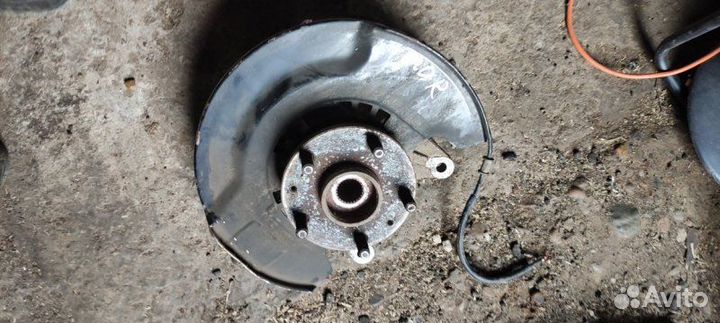 Поворотный кулак правый Chery Tigo T11