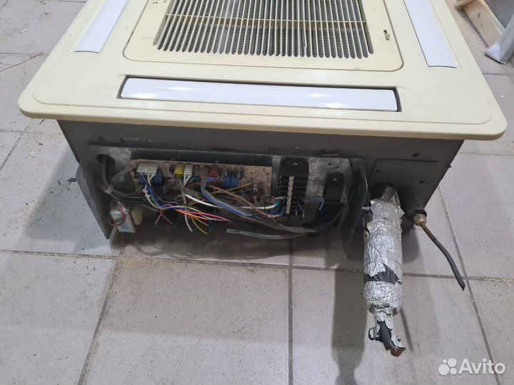 Кассетный кондиционер