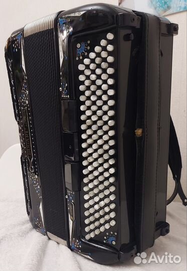 Итальянский баян Bugari Artist