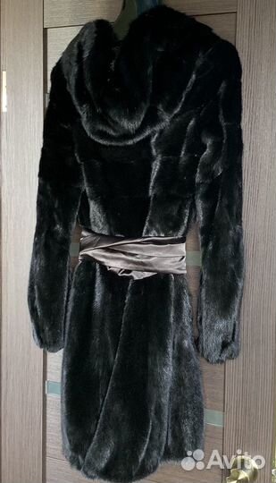 Шуба норковая с капюшоном