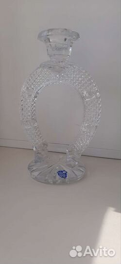 Подсвечники-подковы и вазы хрустальные