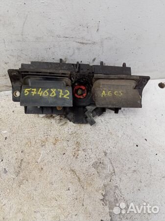 Замок двери багажника Ауди