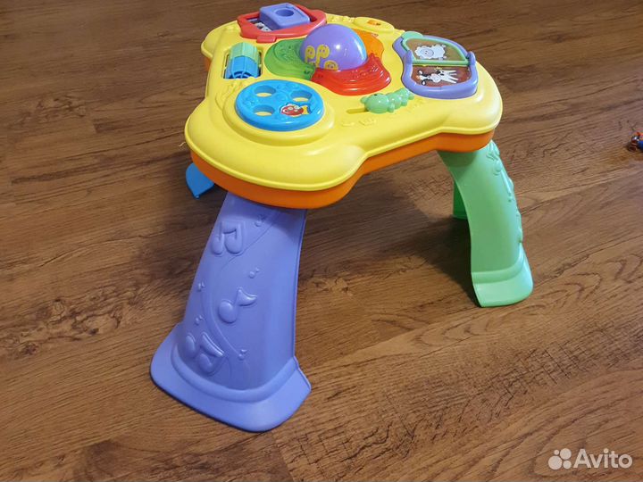 Развивающий столик fisher price