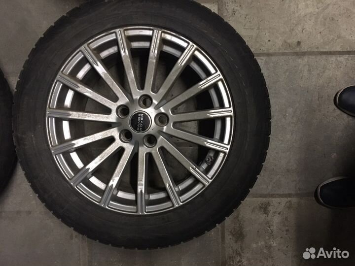 Оригинальные колеса на Range Rover R19