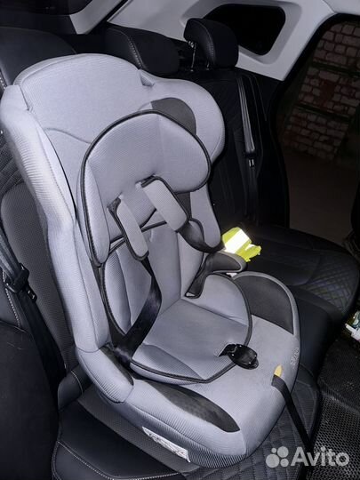 Детское автомобильное кресло