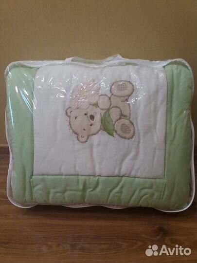 Комплект в детскую кроватку