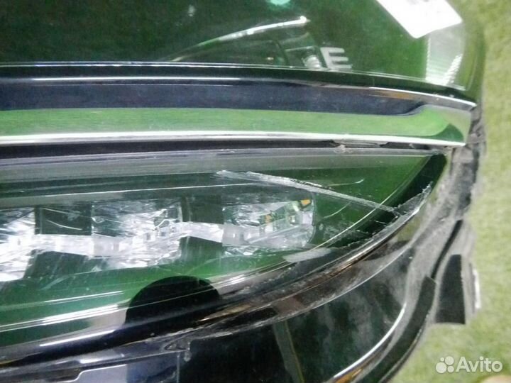 Фара левая Volkswagen Tiguan