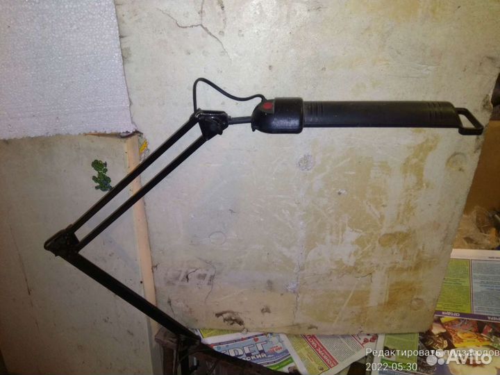 Настольная лампа