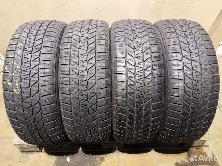Bridgestone Blizzak LM-25 205/55 R17