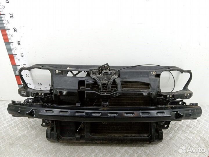 Панель передняя (телевизор) для Volkswagen Golf 4