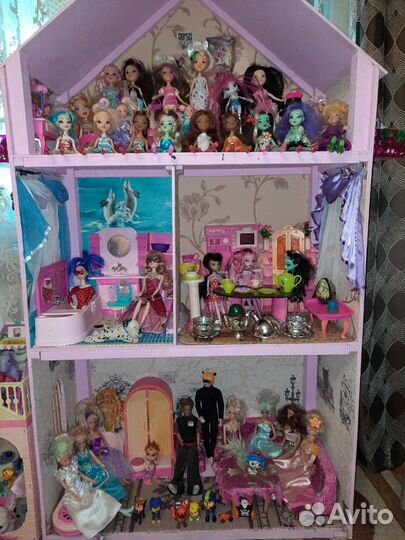 Домик кукольный