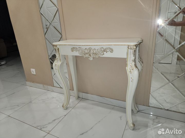 Туалетный столик/Консоль новая