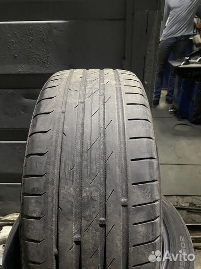 Nokian Tyres Hakka Black 205/50 R17 93W