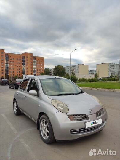 Nissan March, 2004