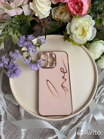 Чехол на iPhone 13 pro