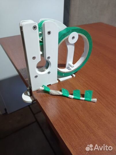 Клипсатор ручной Дип-12 для скотча шириной 12 мм