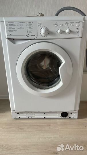 Стиральная машина бу indesit 4кг