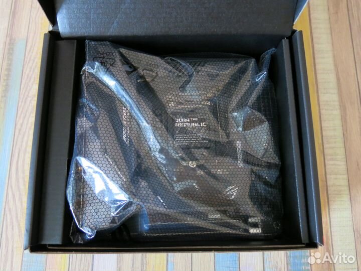 Asus ROG strix Z490-i Gaming (lga1200)