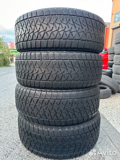 Bridgestone Blizzak DM-V2 265/65 R17