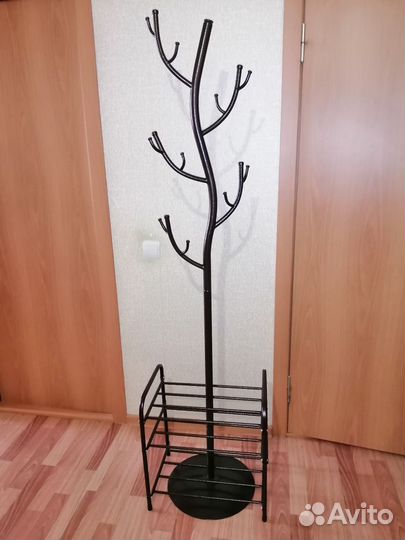 Вешалка металлическая напольная