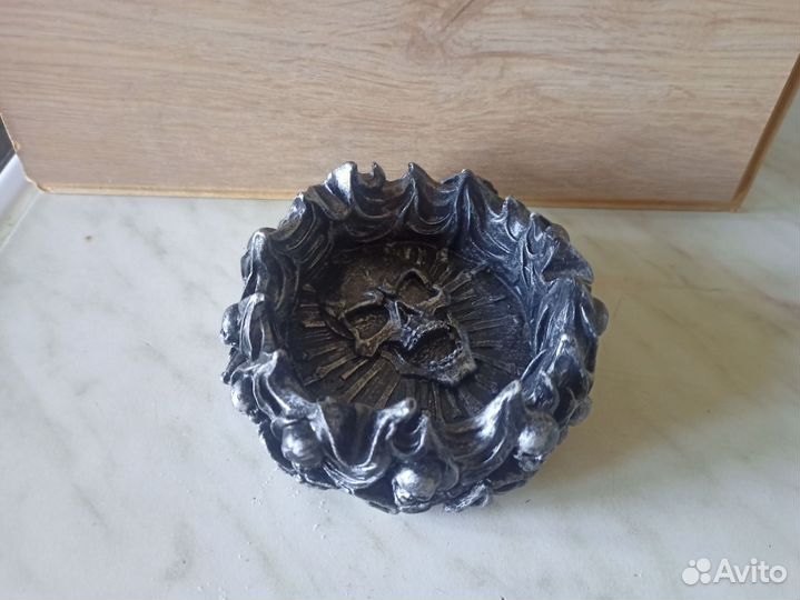 Пепельница Череп