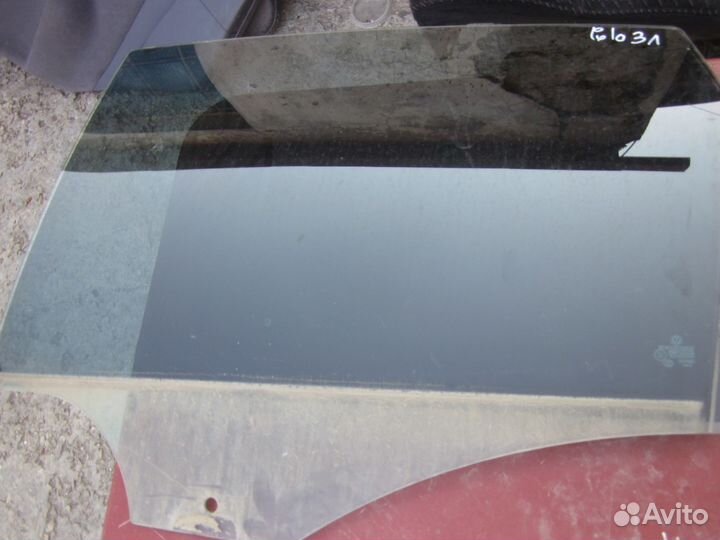 Volkswagen polo 5 стекло двери задней