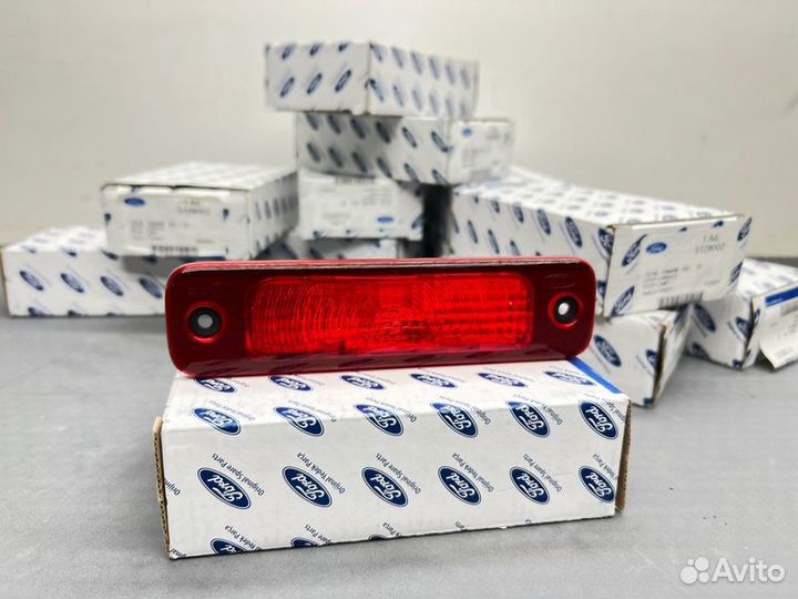 Фонарь стоп-сигнала задний Ford Transit